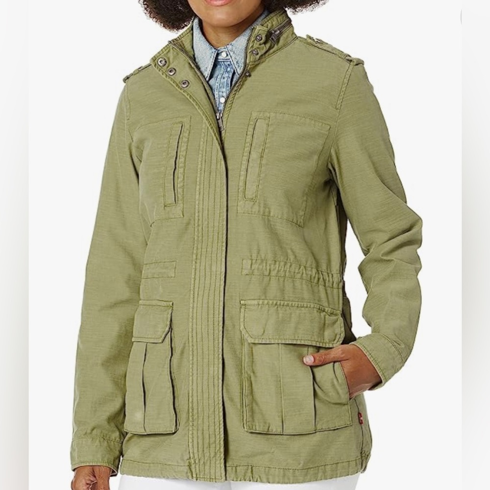 Levi’s Women’s Cotton Field Parka Jacket in Army Green Size Small